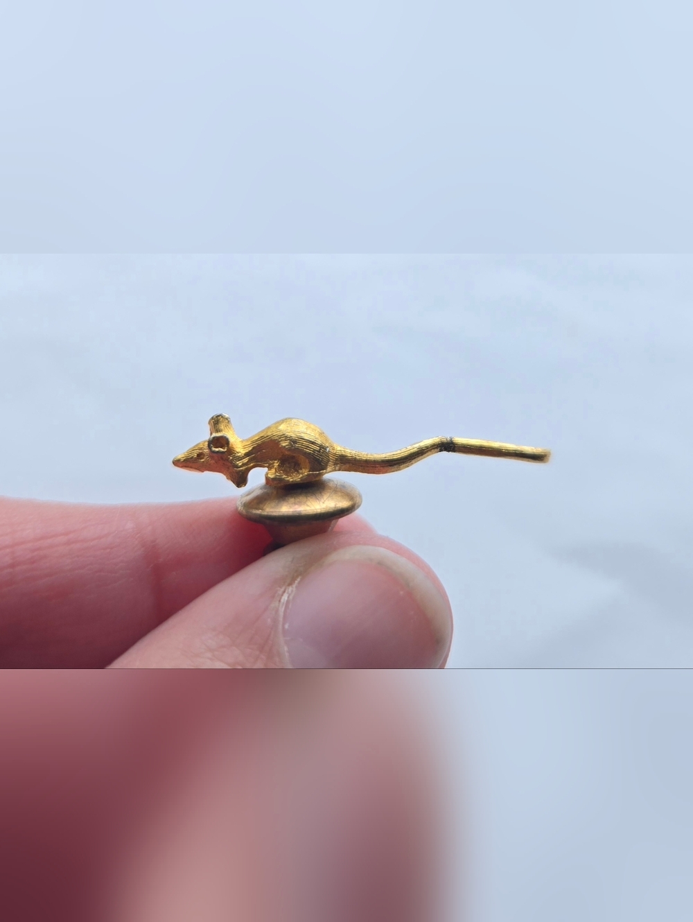Vintage Mini Tiny Gold-Tone Mouse Lapel Pin